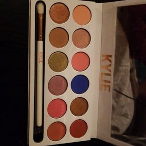 Kylie - The Royal Peach Palette